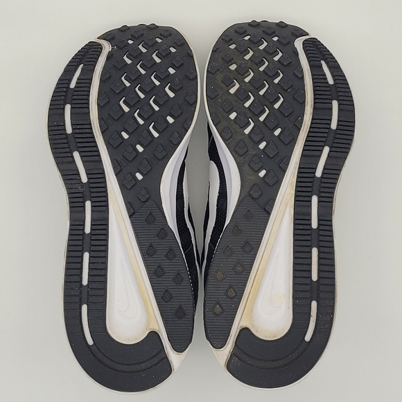 Nike Run Swift 2 Women’s Size 9, Black White, Great Condition, Used, CU3528-004 - Picture 11 of 14